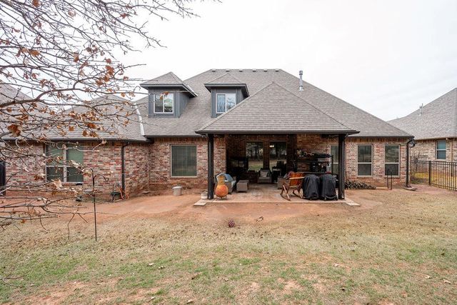 7301 Whirlwind Way, Edmond, OK 73034