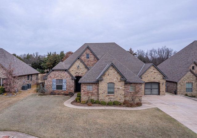 7301 Whirlwind Way, Edmond, OK 73034