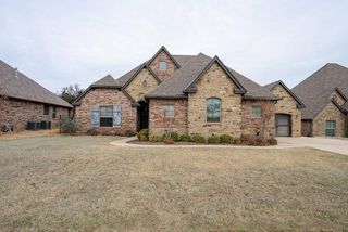 7301 Whirlwind Way, Edmond, OK 73034