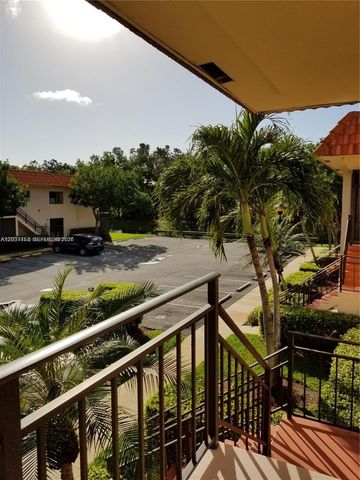 369 Lakeview Drive 204, Weston, FL 33326
