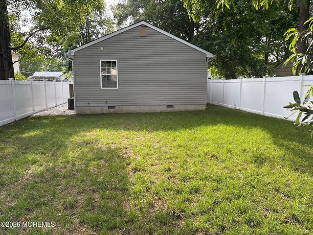 240 Atlantic Avenue, North Middletown, NJ 07748