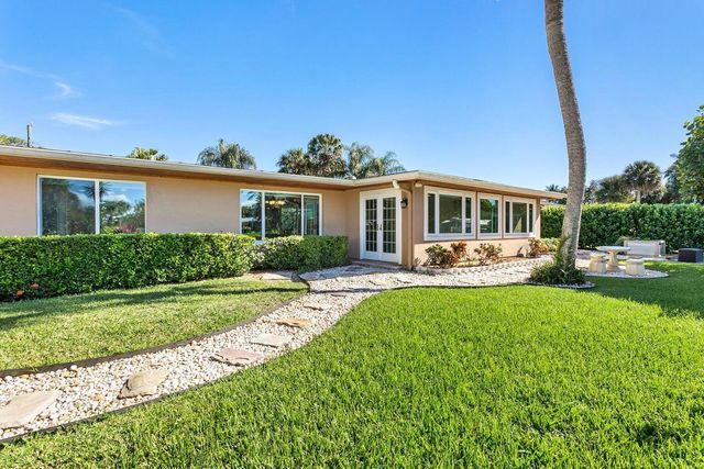 1282 SW Pelican Crescent, Palm City, FL 34990