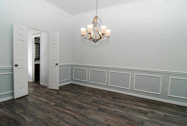 143 N Shawnee Ridge Circle, The Woodlands, TX 77382