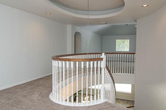 143 N Shawnee Ridge Circle, The Woodlands, TX 77382