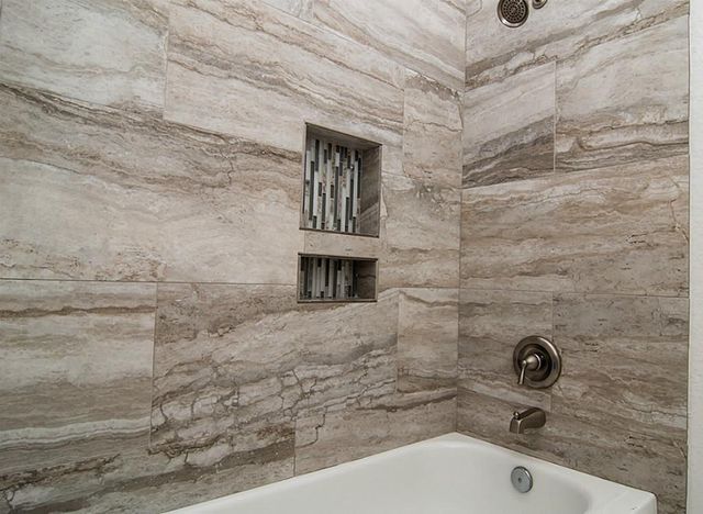 143 N Shawnee Ridge Circle, The Woodlands, TX 77382