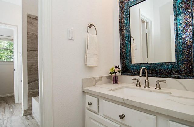 143 N Shawnee Ridge Circle, The Woodlands, TX 77382