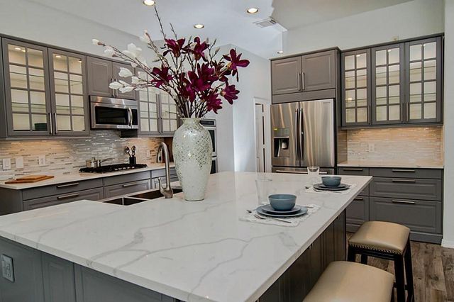 143 N Shawnee Ridge Circle, The Woodlands, TX 77382