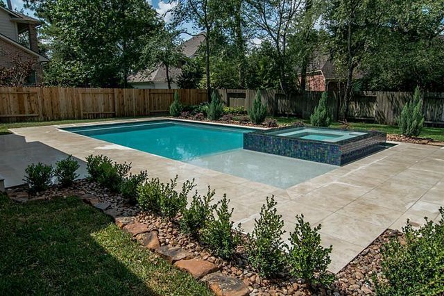 143 N Shawnee Ridge Circle, The Woodlands, TX 77382