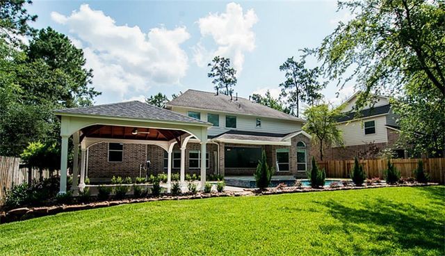 143 N Shawnee Ridge Circle, The Woodlands, TX 77382