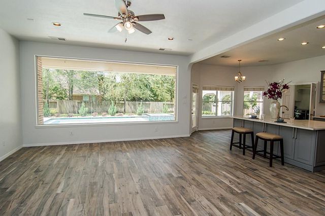 143 N Shawnee Ridge Circle, The Woodlands, TX 77382