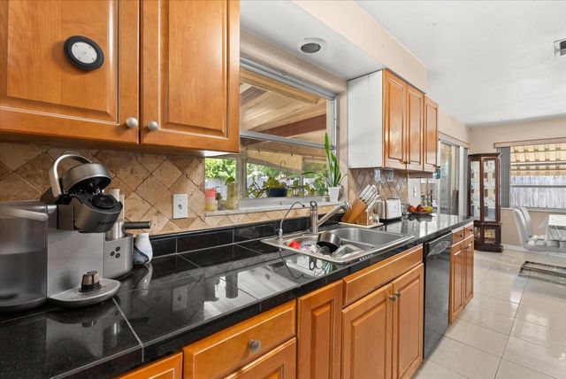 2124 GREENBRIAR BOULEVARD, Clearwater, FL 33763