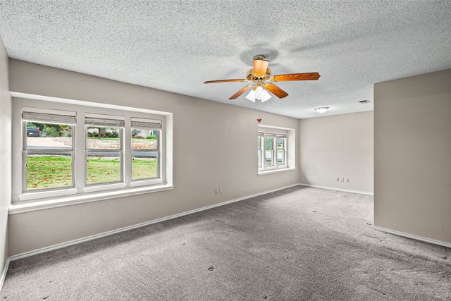 10100 Ravenswood Road, Granbury, TX 76049