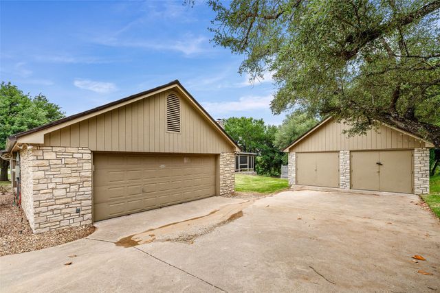 10100 Ravenswood Road, Granbury, TX 76049