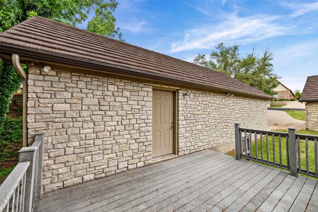 10100 Ravenswood Road, Granbury, TX 76049