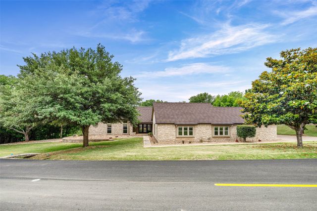 10100 Ravenswood Road, Granbury, TX 76049