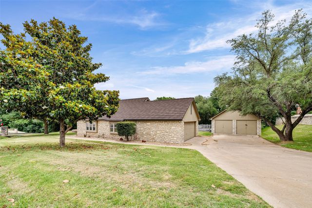 10100 Ravenswood Road, Granbury, TX 76049