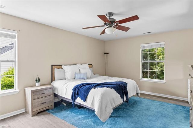 1464 Berkshire DR, Newport News, VA 23602