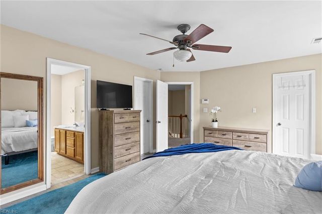 1464 Berkshire DR, Newport News, VA 23602