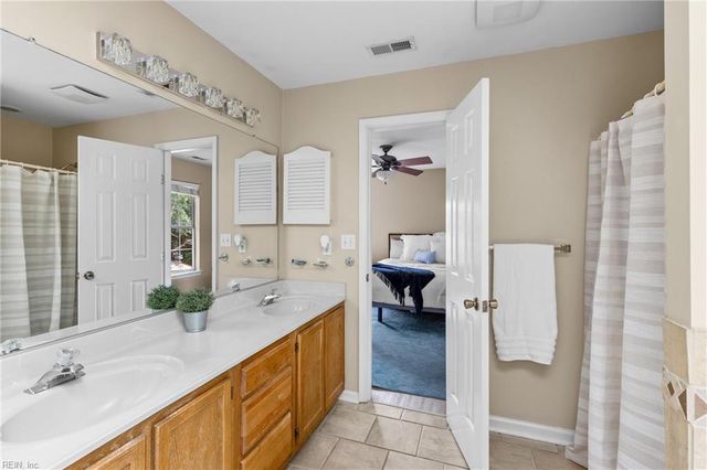 1464 Berkshire DR, Newport News, VA 23602