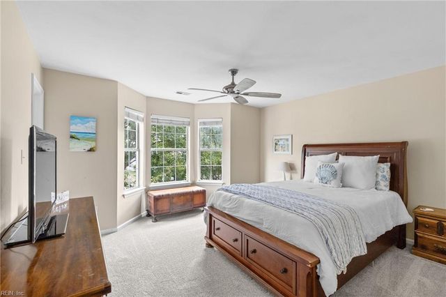 1464 Berkshire DR, Newport News, VA 23602