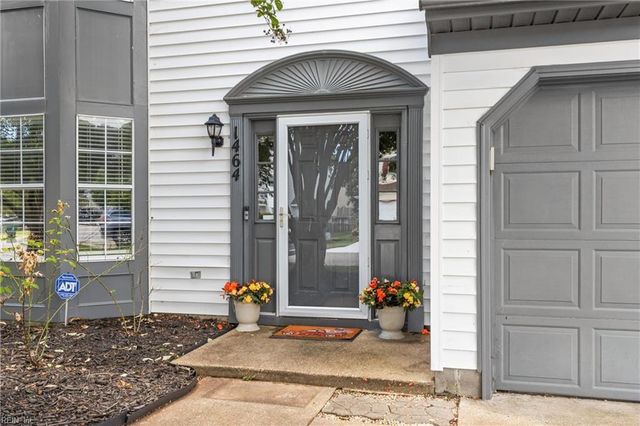 1464 Berkshire DR, Newport News, VA 23602