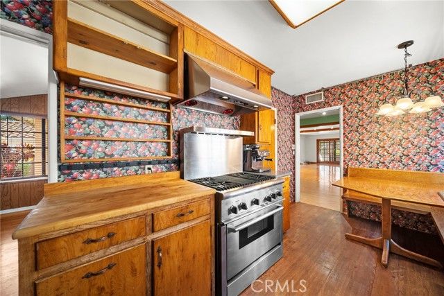 917 N Huntington, San Fernando, CA 91340