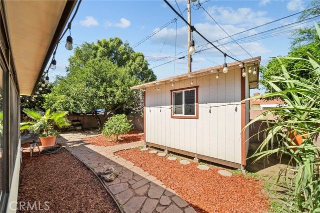 917 N Huntington, San Fernando, CA 91340