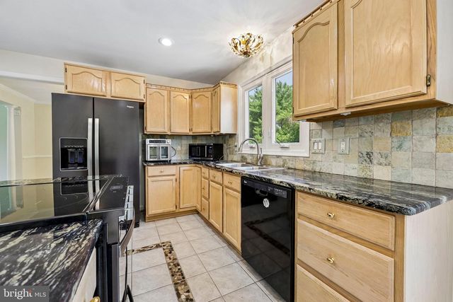 14600 JENN CT, Centreville, VA 20120