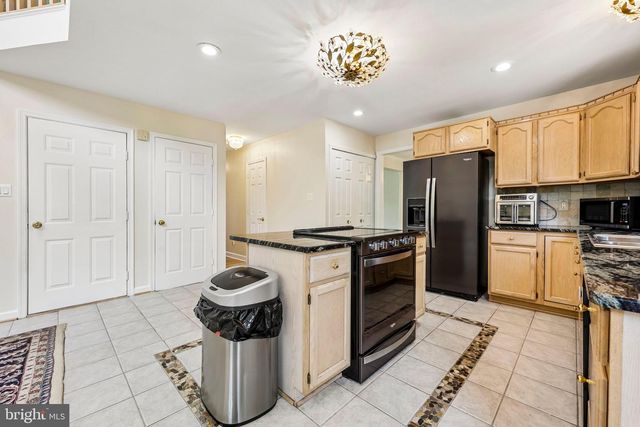 14600 JENN CT, Centreville, VA 20120