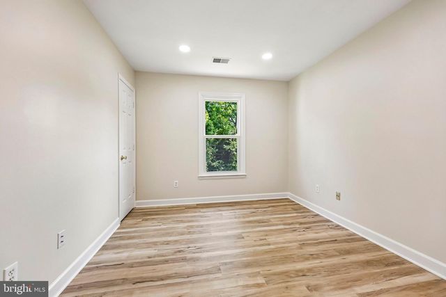 14600 JENN CT, Centreville, VA 20120