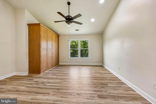 14600 JENN CT, Centreville, VA 20120