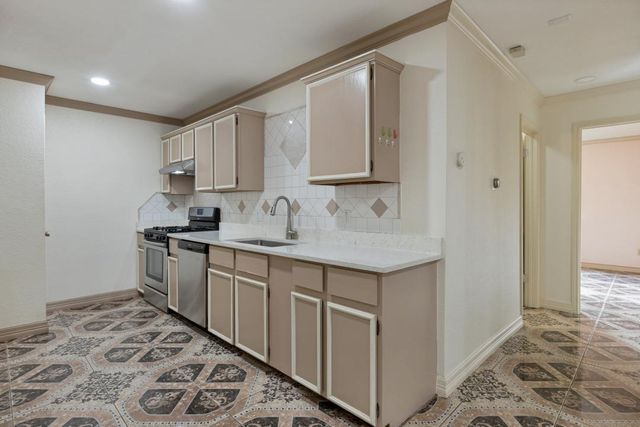 4805 Crest Oak RD, Austin, TX 78744