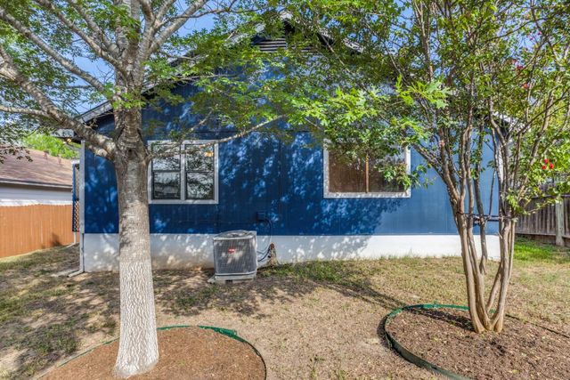 4805 Crest Oak RD, Austin, TX 78744