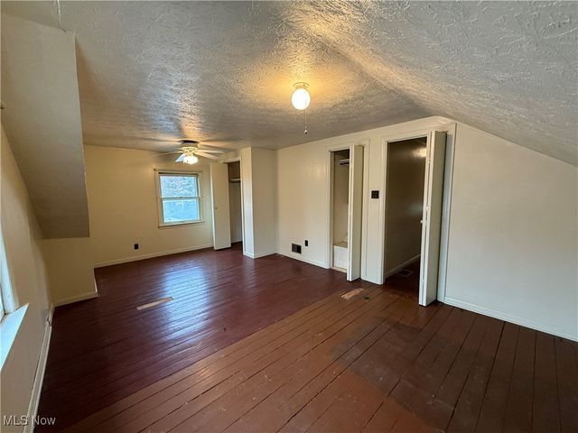 2616 Hollywood Boulevard, Steubenville, OH 43952