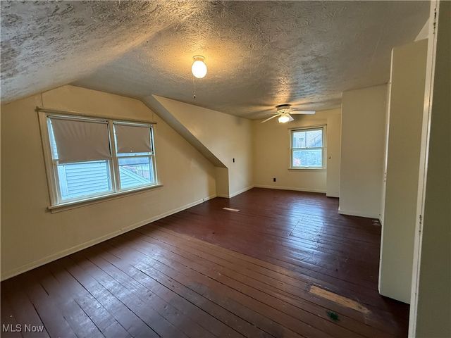 2616 Hollywood Boulevard, Steubenville, OH 43952