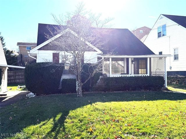 2616 Hollywood Boulevard, Steubenville, OH 43952