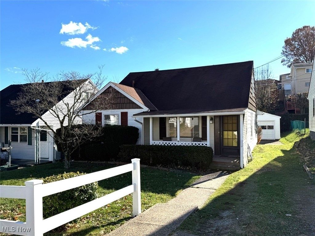 2616 Hollywood Boulevard, Steubenville, OH 43952