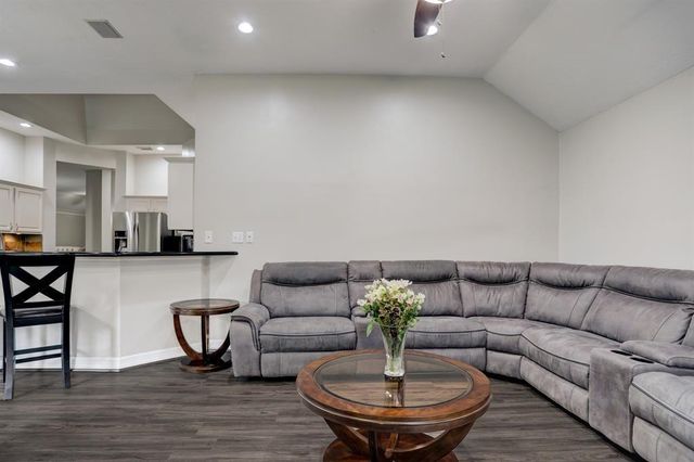 1435 Basswood Springs Court, Houston, TX 77062