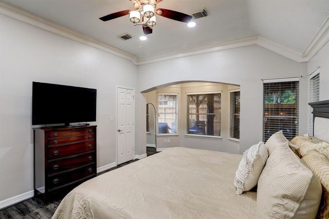 1435 Basswood Springs Court, Houston, TX 77062