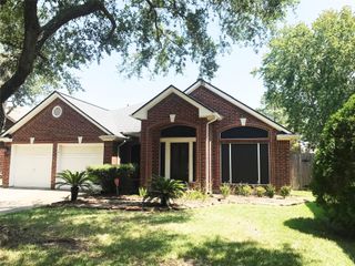 1435 Basswood Springs Court, Houston, TX 77062