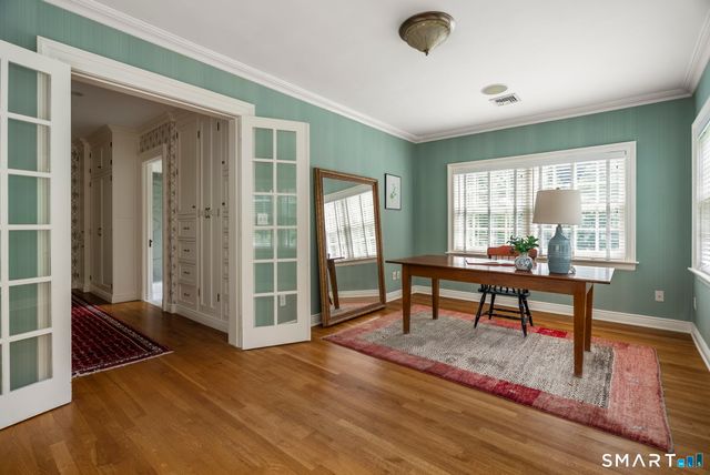 33 Sycamore Road, West Hartford, CT 06117