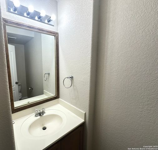 6741 Wayman, Live Oak, TX 78233