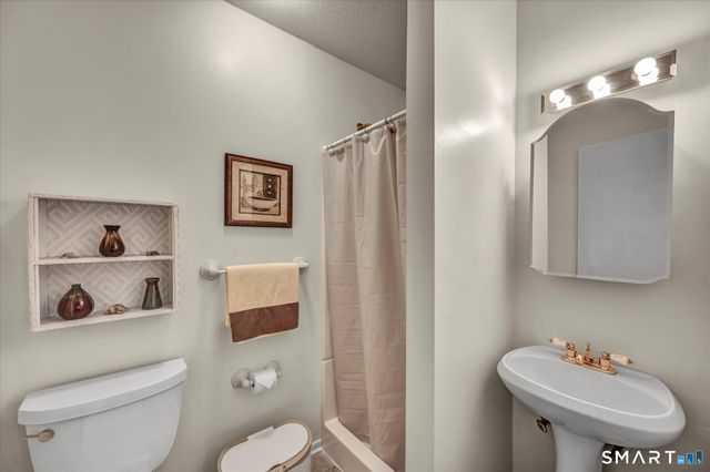 3 Spice Hill Drive 3, Wallingford, CT 06492