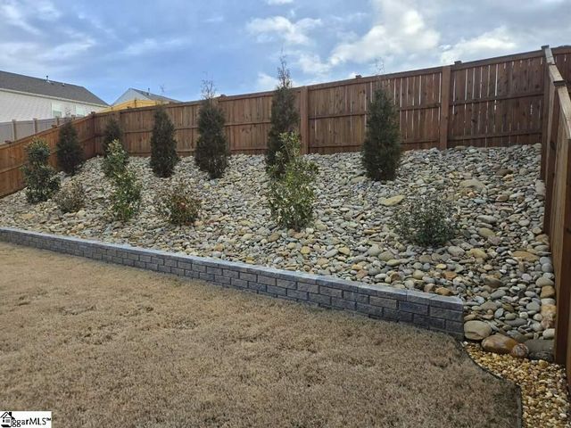 454 Fenwick Drive, Woodruff, SC 29388