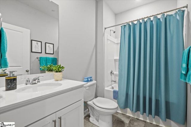 454 Fenwick Drive, Woodruff, SC 29388