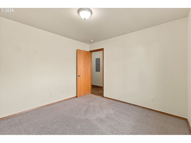 5419 N YALE St, Portland, OR 97203