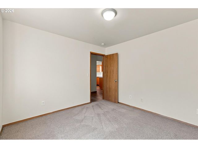 5419 N YALE St, Portland, OR 97203