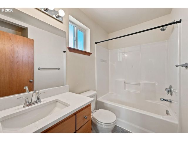 5419 N YALE St, Portland, OR 97203