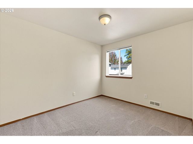 5419 N YALE St, Portland, OR 97203