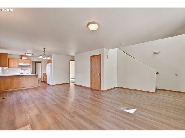 5419 N YALE St, Portland, OR 97203